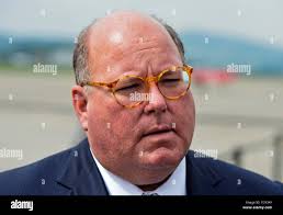 Ed mcmullen hi-res stock photography and images