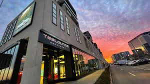 Femeie, 31, necasatorit(a) bucuresti, bucuresti romania. Primul Showroom Tesla Din Romania Se Deschide La BucureÈ™ti