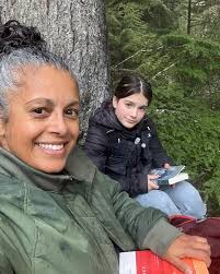 Just had the most incredible hike with my lovely daughter Sadie! 🌿👩‍👧 We  had so much fun, as you can tell from our photos! 😄 Grateful for this time  together and the