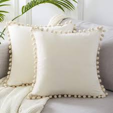 Polyrattan gartenmöbel lounge rattan gartenset sitzgruppe rattanmöbel hot. 2er Set Samt Kissen Mit Pompoms Einfarbig Kaufland De