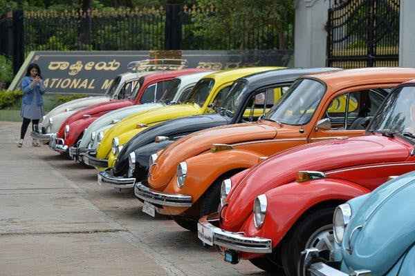 Volkswagen Beetle, Symbol of '60s Counterculture, Will Be Discontinued Again - The New York Times