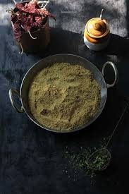 Add 1 2/3 cups of water, 1 banana, 2/3 cup of frozen strawberries, 1 cup of chopped apricots (or another fresh fruit), 1 teaspoon of moringa powder and 1 teaspoon of maca powder to a blender. Murungai Keerai Podi Moringa Leaves Chutney Powder Masalachilli
