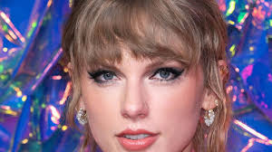 The latest taylor swift's super bowl bodyguard moment news, videos &  comments