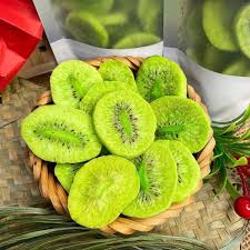 🥝 Kiwi Sấy Thăng Hoa – Giòn Tan, Ngọt Tự Nhiên! 🌿 - Sấy bằng công nghệ sấy lạnh tiên tiến, giữ trọn: -Màu sắc tươi sáng -Hương vị và dưỡng chất