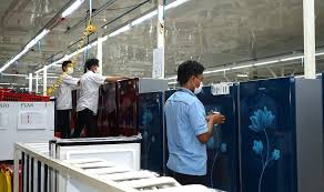Selama berkiprah 40 tahun, polytron telah memiliki sejumlah produk seperti produk audio, tv, kulkas, mesin cuci, dispenser, hingga smartphone 4g. Polytron Bertahan Di Masa Pandemi Menperin Tinjau Pabriknya Di Demak Kabar Seputar Muria