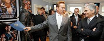 Recordamos 'junior', la comedia de ciencia ficción de ivan reitman que nos mostró el. Arnold Schwarzenegger Celebra Este Lunes Su Cumpleanos 65