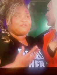 Teaching Alabama Crimson Tide football to young fans