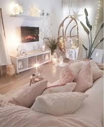 Now how you go about it and what prints you choose depends on the look your want to go for. Get High Style In Home Decor On A Low Budget Redecorate Bedroom Room Inspiration Bedroom Home