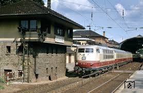 Pin Auf Zug