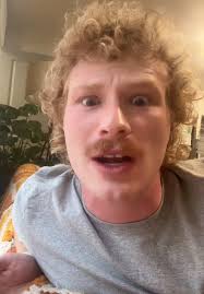 okay but I’ve been waiting to talk about my experience as a #ginger !!!!