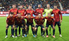 Der russische nationaltrainer leonid sluzkij hat roman neustädter am samstag in den europameisterschaftskader. Spanien Em 2020 Kader Stars Spanien Em Trikot 2020 Fussball Em 2020