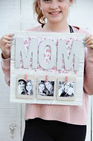 5.0 out of 5 stars 1. Creative Mother S Day Gift Diy Pallet Picture Frame Easy Diy Mother S Day Gifts Mother S Day Diy Diy Mother S Day Crafts