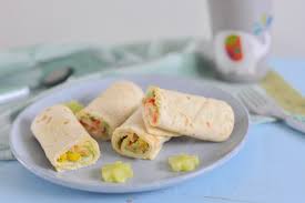 Wichtig ist nur, dass du deinem baby keine kleinen runden sachen anbietest: Gesundes Fingerfood Fur Kleine Kinder Ab Dem Ersten Lebensjahr Kids Blog By Galeria Kaufhof