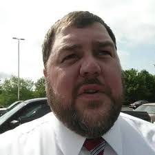 Justin Thrailkill's Instagram, Twitter & Facebook