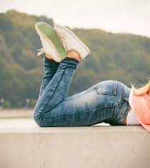 Điều gì xảy ra nếu mặc quần jeans cả ngày? - Báo VnExpress Đời sống