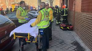 Descubre como es vivir en el barrio san fermín con toda las estadisticas de crimenes, mercado inmobiliario, costo de vida y toda la información sobre colegios, restaurantes y comodidades que hay en el barrio san fermín. San Fermin Muere Una Anciana Y 4 Personas Intoxicadas En Un Incendio En Un Piso