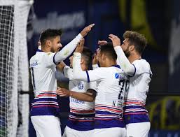San lorenzo y banfield se enfrentan por la cuarta jornada de la liga profesional de fútbol de argentina. P0ezpkrqwzvyvm