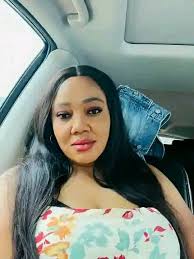 That beautiful woman with zero worries