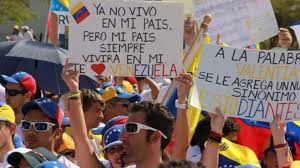 Inmigrantes venezolanos afrontan los peligros del mar y la tierra firme en búsqueda de un povenir. Oim Numero De Inmigrantes Venezolanos Crecio Mas De 900 Diario El Vistazo