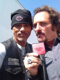 20 Behind-The-Scenes Photos That Completely Change Sons Of Anarchy