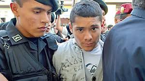 Presentan a presunto autor de atentado contra prófugo Gerald Oropeza