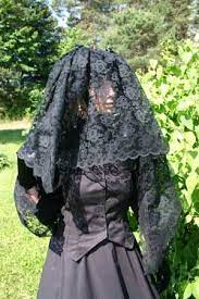 Victorian Mourning Veil Humm I Have A Shawl Like This Prehaps It Can Become A Veil Mourning Veil Victorian Dress Funeral Attire