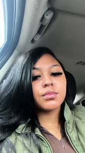 We love a good QW, down to that braid down chefs kiss 🫰🏽😘 • • •  #thebeautisuite #mariemink #dream424 #influencer #lashextensions #quickwave  #pinklemonhair #pinklemonhairbundles #blackgirl #minks ...