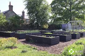 They create dimension, aesthetics, organization, and design to what might otherwise be a simple piece of grass or dirt. Recycled Plastic Raised Beds British Recycled Plastic