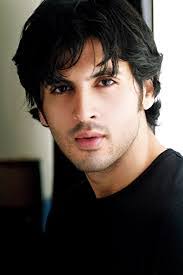 Sunny Gill's Instagram, Twitter & Facebook