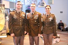 To Stand Out The Army Picks A New Uniform With A World War