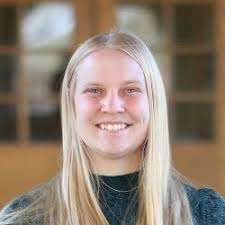 Sarah Elrod's Instagram, Twitter & Facebook