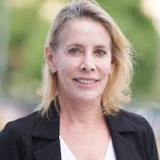 Cyndi Steele's Instagram, Twitter & Facebook