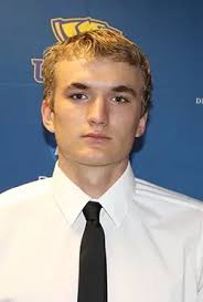 Men's swimming & diving wins all but two events against Gustavus Adolphus