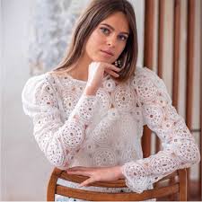 Maybe you would like to learn more about one of these? Blouses Chemises Pour Femmes Prix Doux Holy Gaby