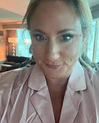 Any graduated brides that used Makeup in the 702 offer up some reviews:  good or bad? Anything you wish you would have asked them to do differently?  Admins, please delete if not