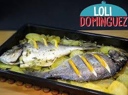 Las mejores recetas de pescado al horno, desde besugo, merluza o lubina. Dorada Al Horno Con Patatas Especial Para Navidad Loli Dominguez