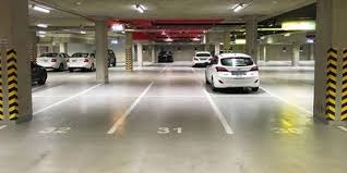 Gemeindehaus und theater divadlo hybernia. Parking Prag Zentrum Garage Prag Mr Parkit