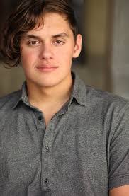 Safa Qureshi's Instagram, Twitter & Facebook