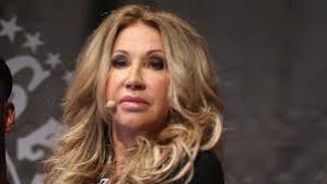 Fans von carmen geiss über hochzeitskleid empört 04.12.16, 19:10 uhr Alle Infos News Zu Carmen Und Robert Geiss Vip De