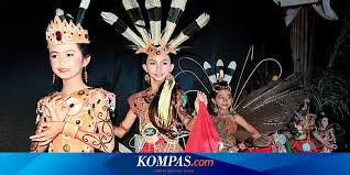 Syarat nikah gratis di kua. Mengenal Budaya Dayak Halaman All Kompas Com