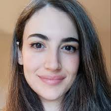 Dora B., Tutor con esperienza, bravo con i bambini