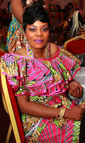 Voir plus d'idées sur le thème model robe pagne africain, tenue africaine, mode africaine. Love This And Wanna Make It Or You Re A Fashion Designer Looking For Good Tailors To Work With Call O Mode Africaine Pagne Model Pagne Africain Mode Africaine