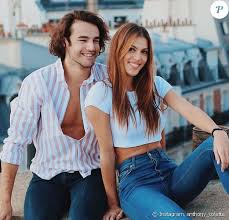 She has dated dentist matthieu. Iris Mittenaere En Couple Avec Anthony Colette La Rupture Expliquee Purepeople
