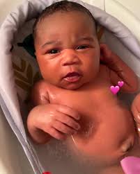 Milani had her first bath today and it's safe to say, she loved it! 🥰  (minus the last few pics 😂) She's so gorgeous!! ☺️😊🥹 I look at this  sweet face in