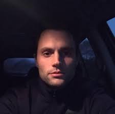 Is it just me, or does this guy look like Penn/Joe? Especially the lower  part of his face lol (blurred the guns) : r/YouOnLifetime