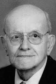 Janis Sauer's Instagram, Twitter & Facebook