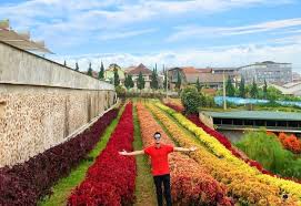 Keberadaan taman bunga bandung yang selanjutnya adalah taman pustaka bandung yang baru diresmikan tahun 2013 yang lalu. Tour Bandung Wisata Bandung Paket Wisata Bandung Terbaru 2021
