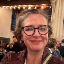 Kirsten Lane's Instagram, Twitter & Facebook