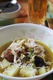 5 batang serai, diambil putihnya, dimemarkan. Soto Ayam Untuk Nana Azie Kitchen