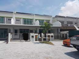 Andreano philip, anna lorista, fauzi imam and others. 100 Loan Taman Langat Utama 3 Banting Sepang Jalan Lu 2 2 Sepang Selangor 4 Bedrooms 1950 Sqft Terraces Link Houses For Sale By Khairul Azrin Rm 405 000 28788468